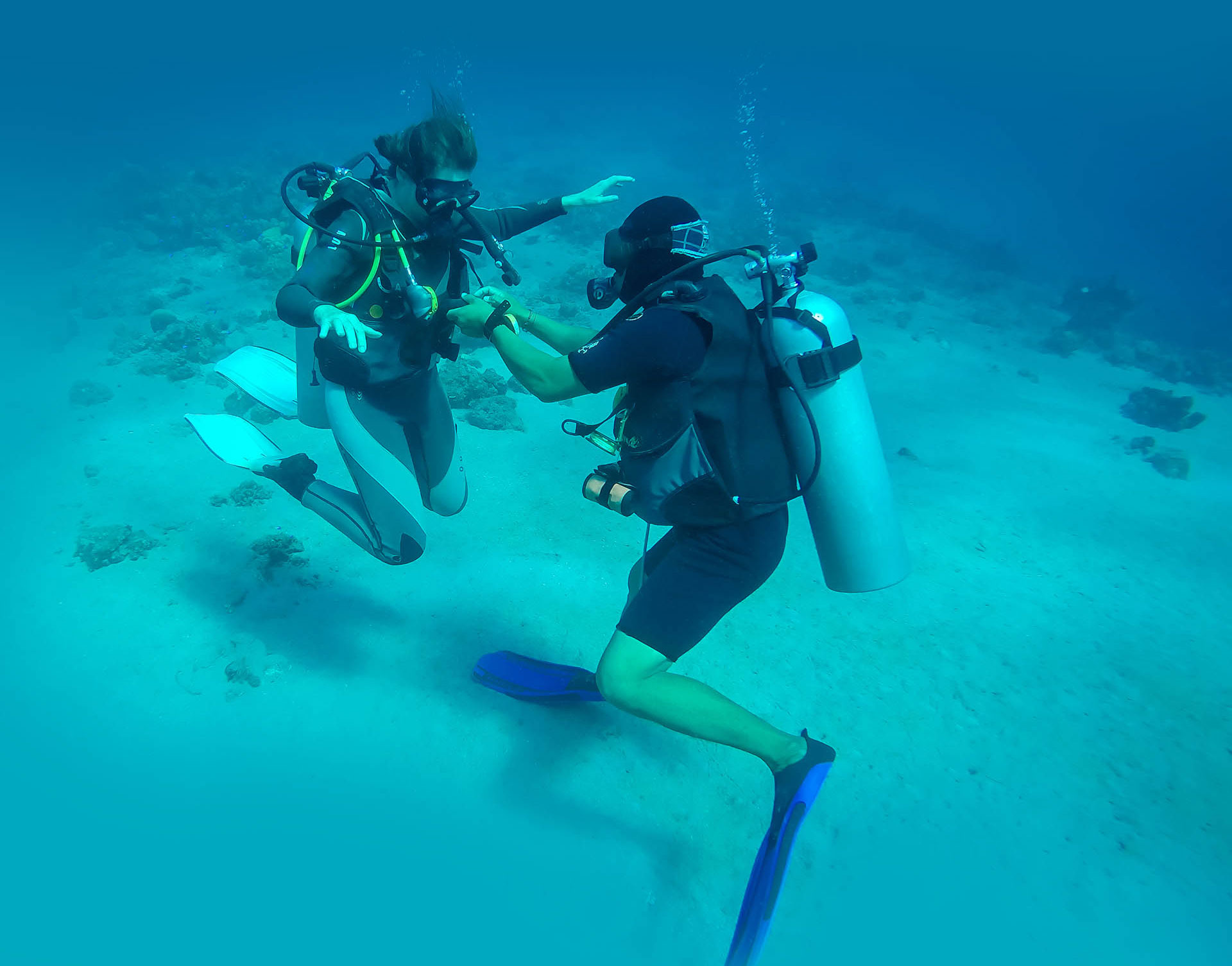 Centrum Nurkowe Baza by Adam Zaremba